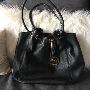 Michael kors black purse